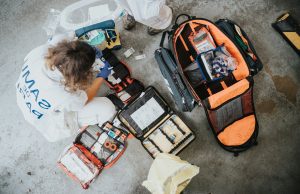 Les 7 gestes et soins d’urgence incontournables en cas de crise gestes et soins d’urgence