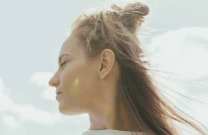 Recoller ses oreilles sans opération : est-ce possible ? Recoller ses oreilles sans opération