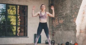 Jumping jack : exercice simple pour brûler des calories jumping-jack