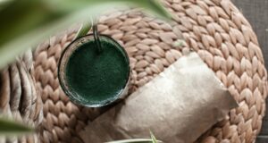 Spiruline bienfaits : pourquoi ce superaliment est si puissant spiruline-bienfaits