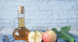 Vinaigre de cidre cheveux : comment l’utiliser sans abîmer le cuir chevelu vinaigre-de-cidre-cheveux